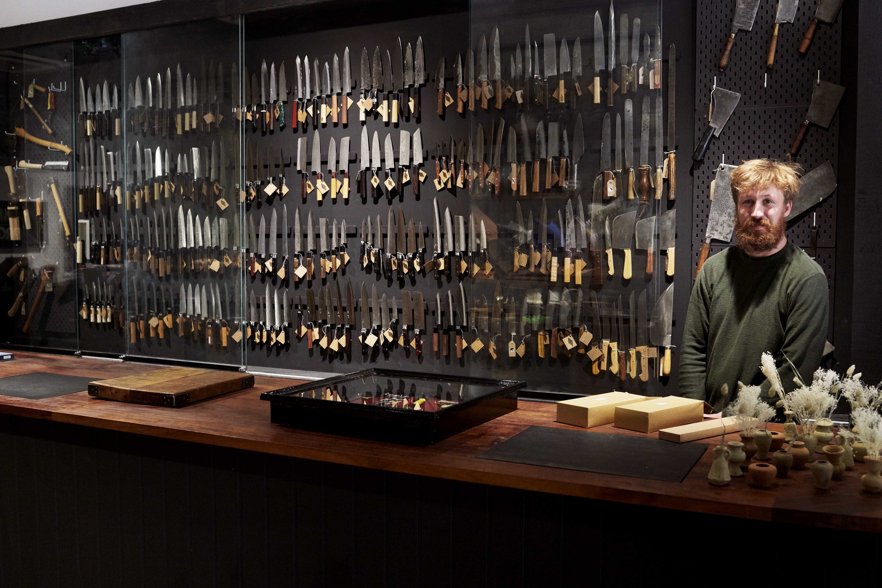 Hey ChatGPT, "Write an informative and chatty glossary of Japanese knife terminology"