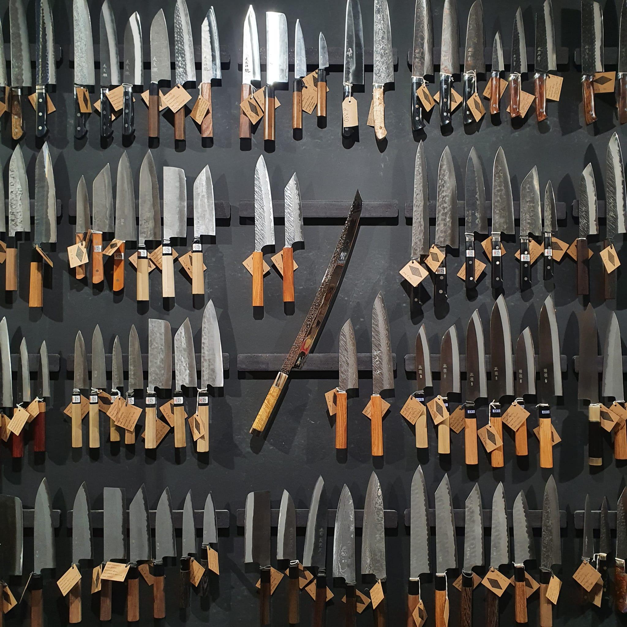 Some questions about knives...