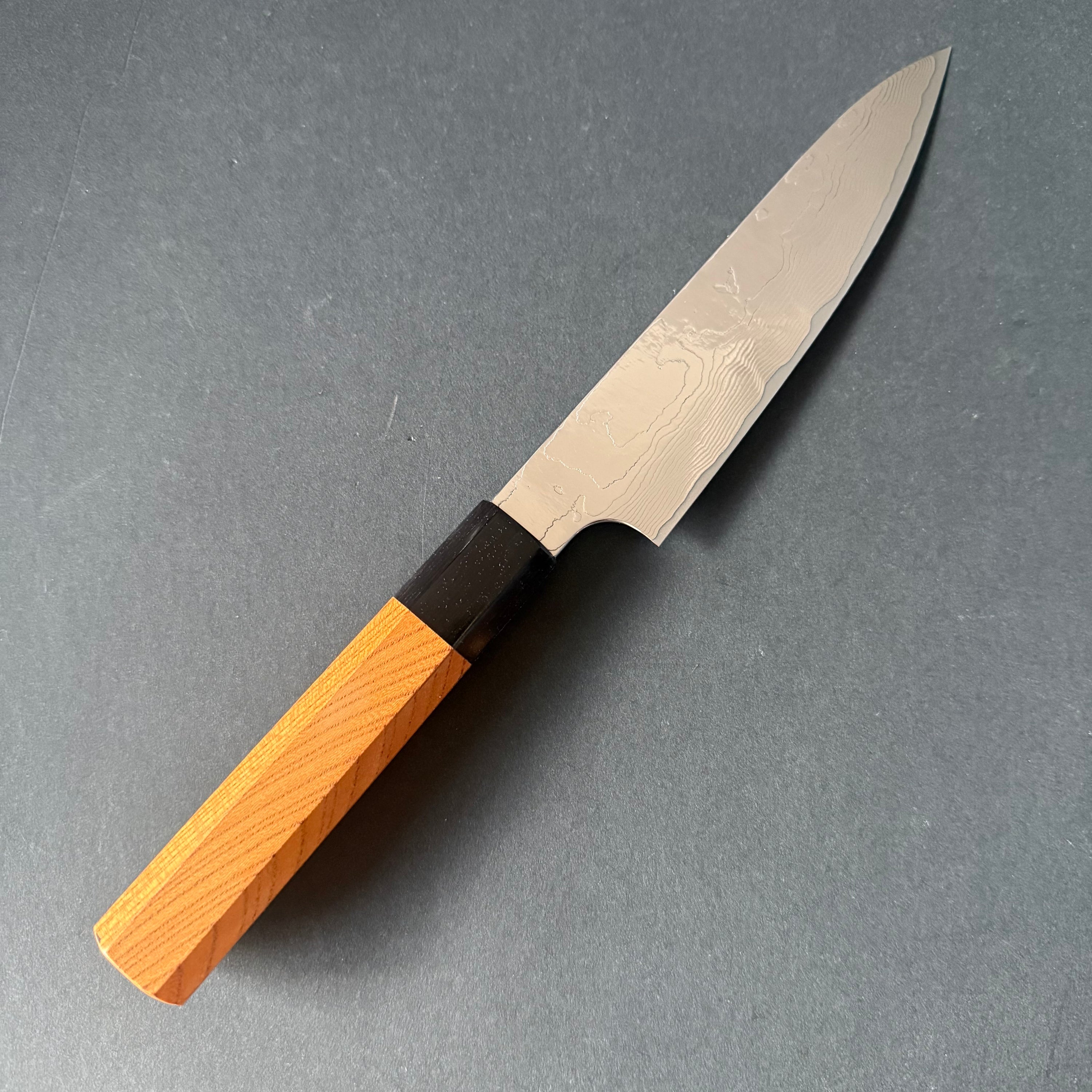 Petty knife, VG10 stainless steel, damascus finish - Katayama Yuta