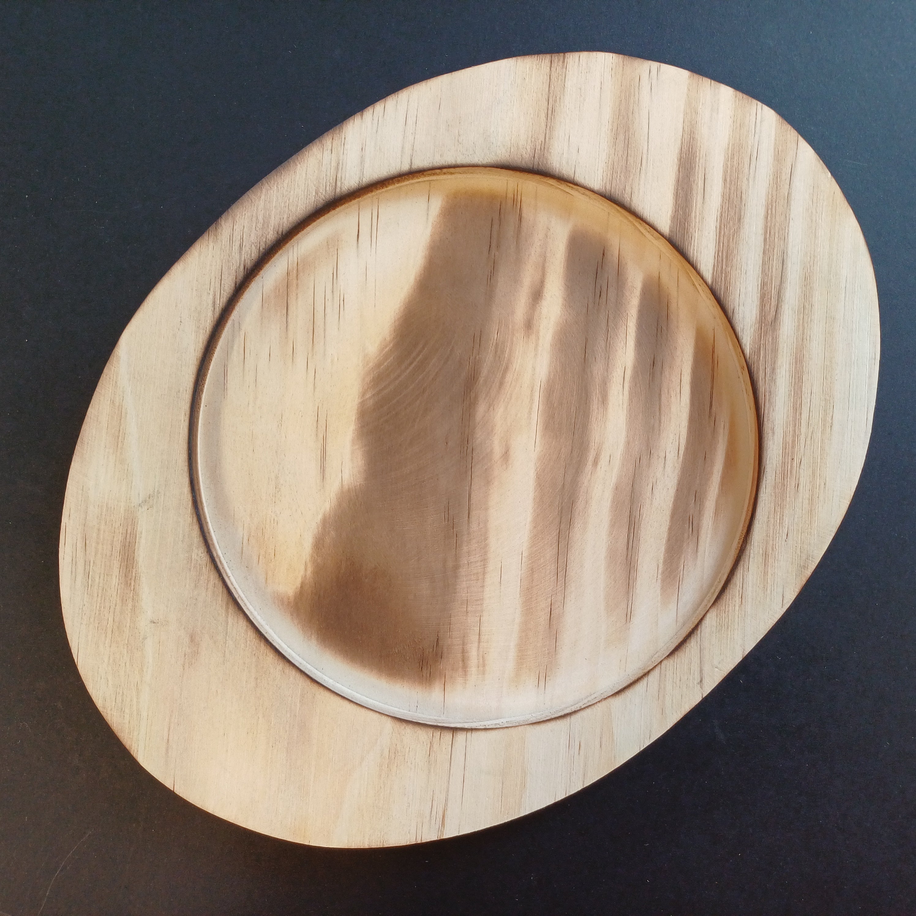 Dolsot bowl with a wooden stand