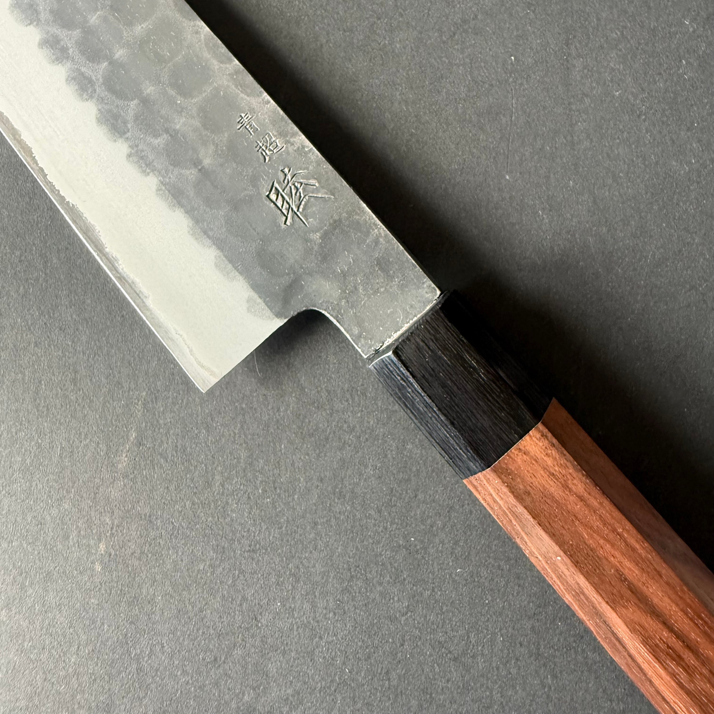 Santoku knife, Aogami Super with stainless steel cladding, Kurouchi Tsuchime finish - Mutsumi Hinoura