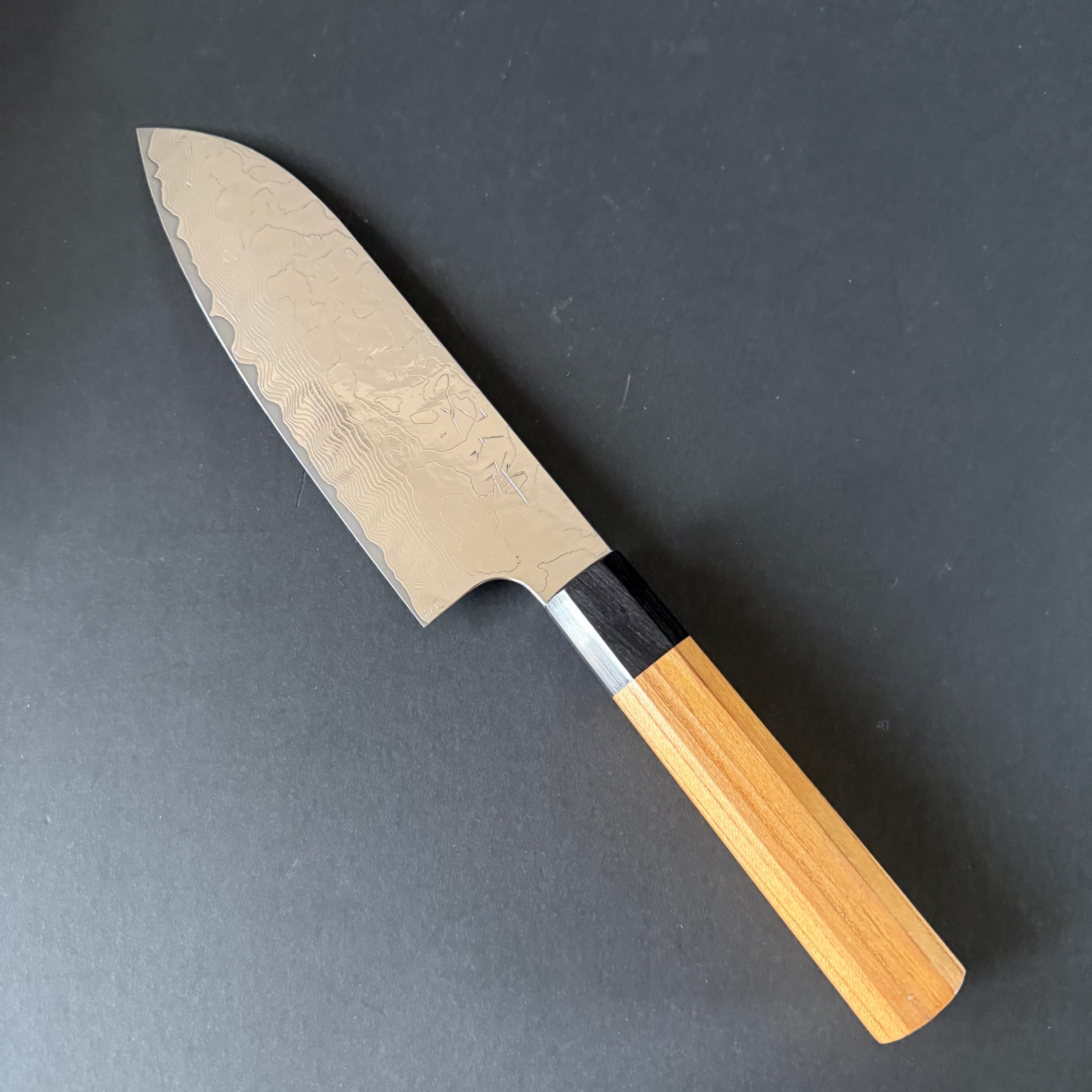 Santoku knife, VG10 stainless steel, damascus finish - Katayama Yuta