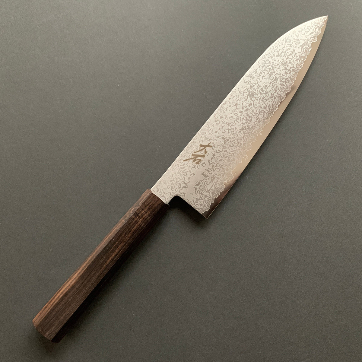 Santoku knife, VG10, damascus finish - Ohishi