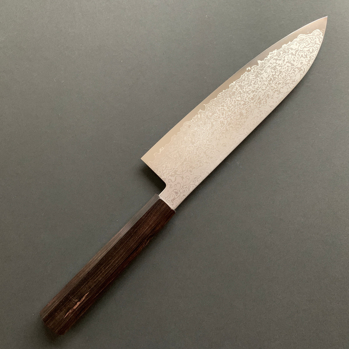 Santoku knife, VG10, damascus finish - Ohishi