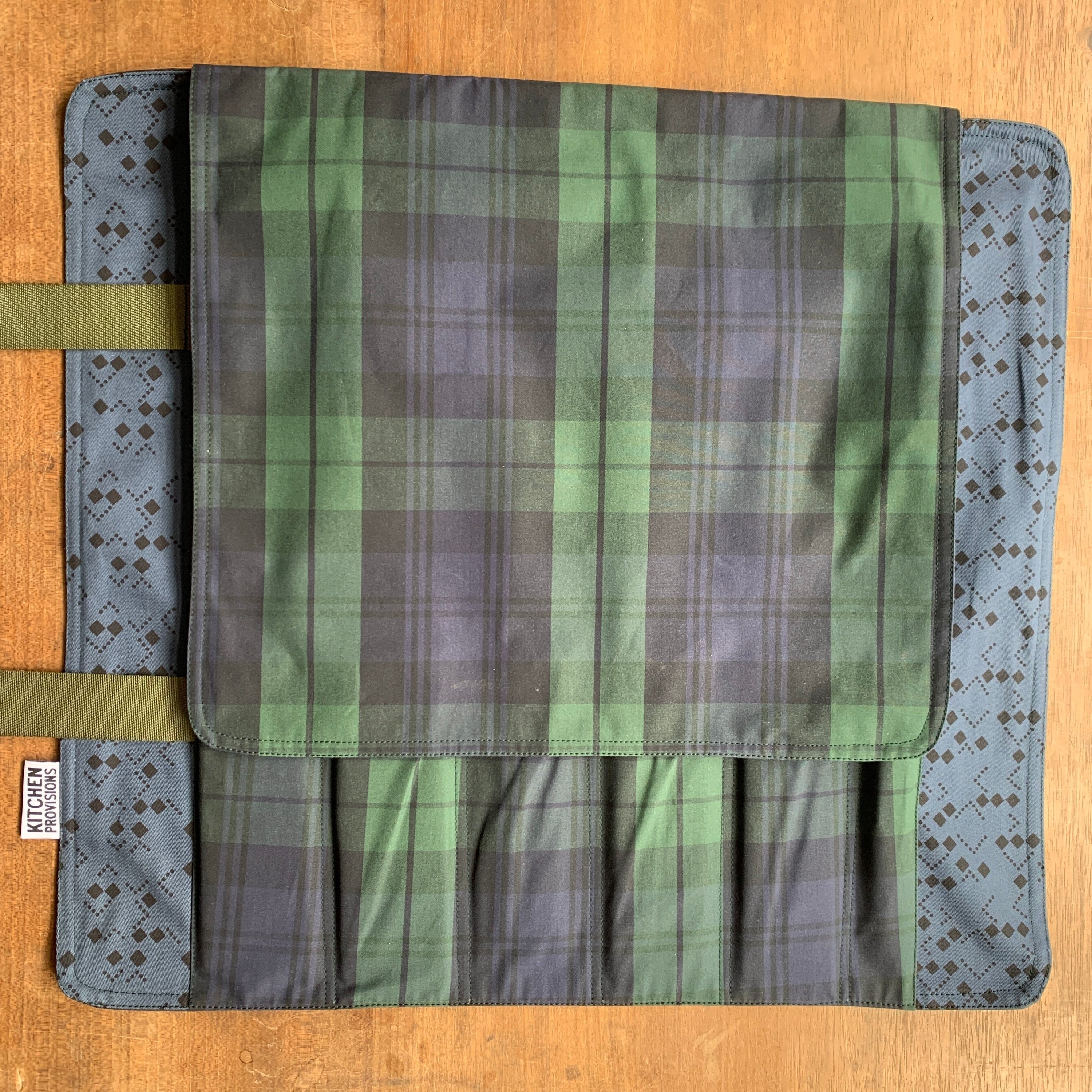 Kitchen Provisions Merch - The Knife Roll - WAX COTTON II - Design C