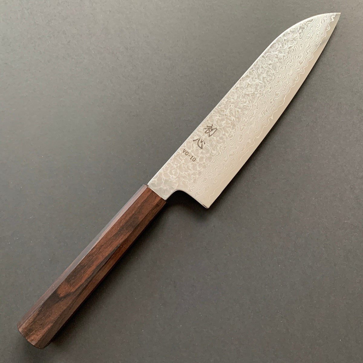 Santoku knife, VG10 Stainless Steel, Tsuchime Damascus finish, Hayabusa range - Hatsukokoro