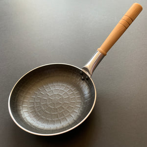 Oyakodon pan with non stick surface