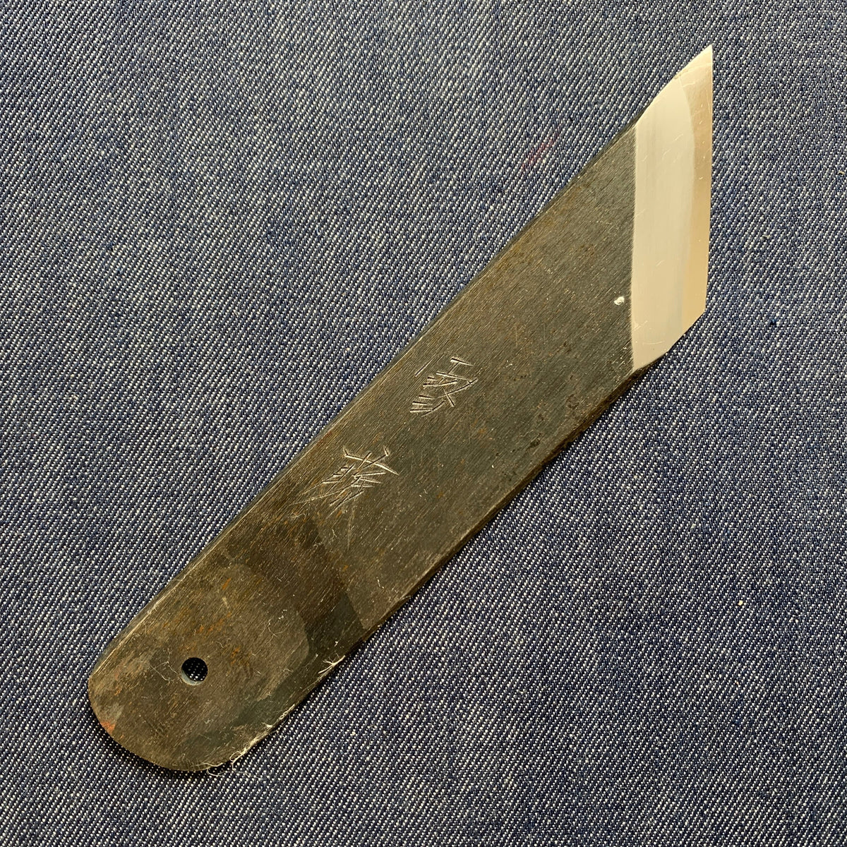 SPECIAL PRICE: Osaka Eel knife, Carbon steel, Kurouchi finish