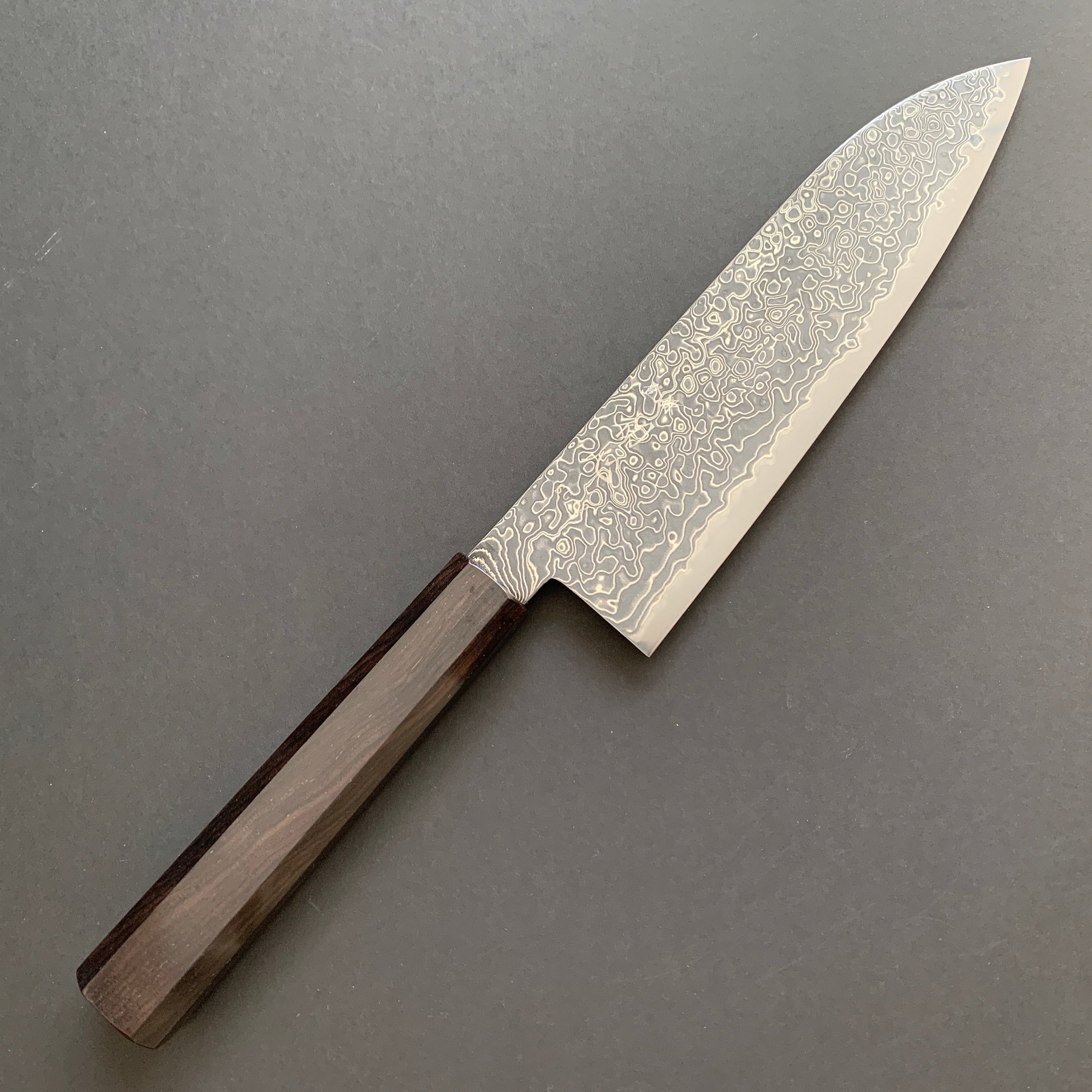 Santoku knife, SG2 powder steel, Kurozome Damascus finish, Ryuhyo range - Hatsukokoro