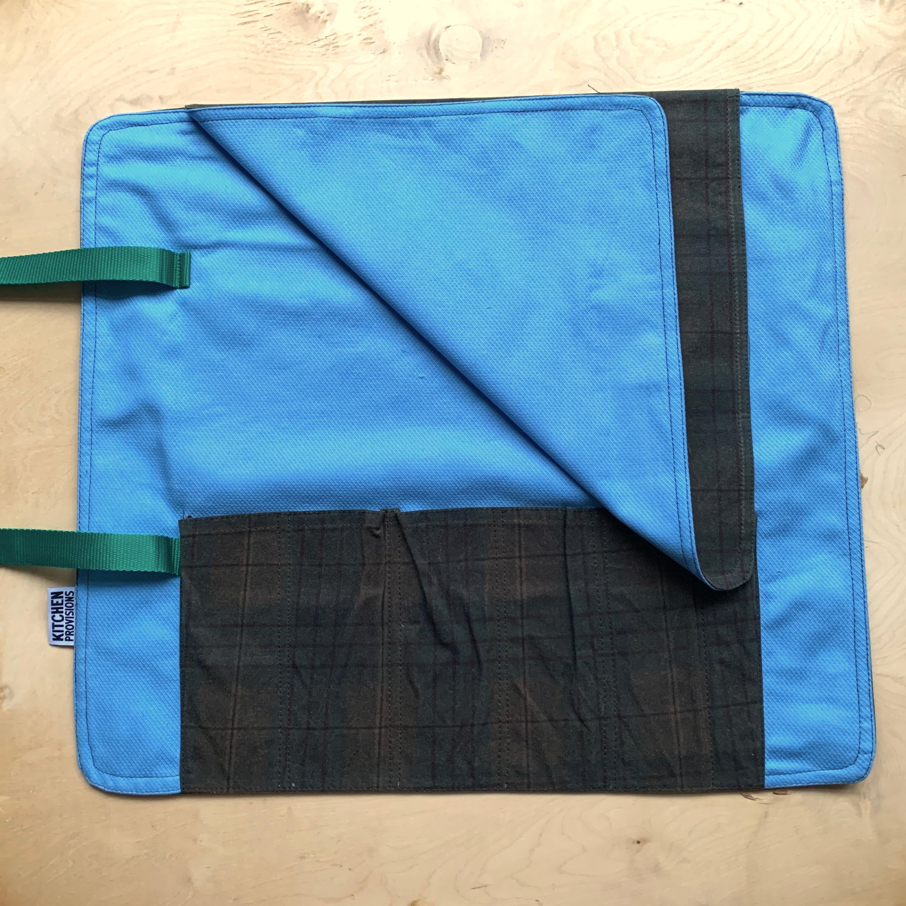 Kitchen Provisions Merch - The Knife Roll - WAX COTTON II - Design E