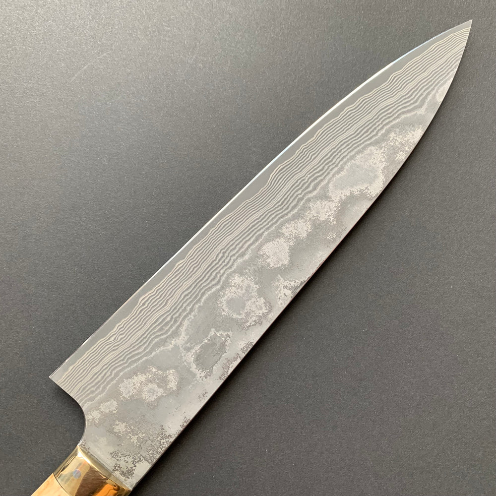 
            
                Load image into Gallery viewer, Gyuto knife, VG10 Stainless Steel, Damascus finish, Dyed Cow Horn western style handle - Saji
            
        