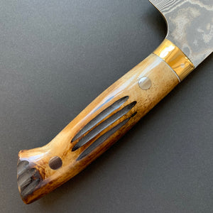 Santoku knife, VG10 Stainless Steel, Damascus finish, Dyed Cow Horn western style handle - Saji