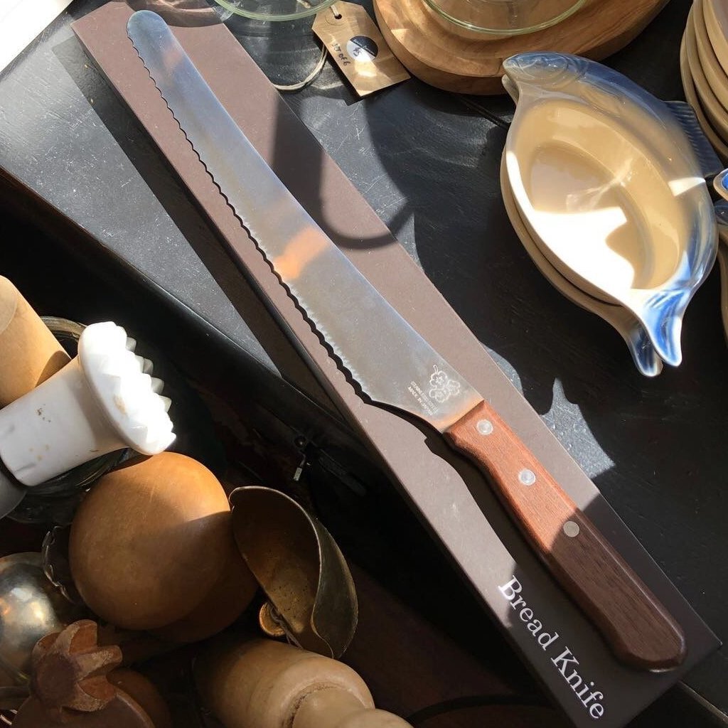Japanese bread knife