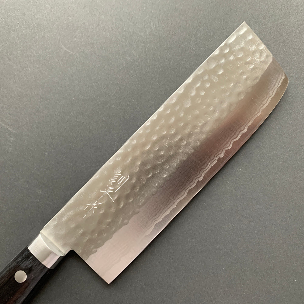 Nakiri knife, VG10, Damascus Tsuchime finish - Masutani