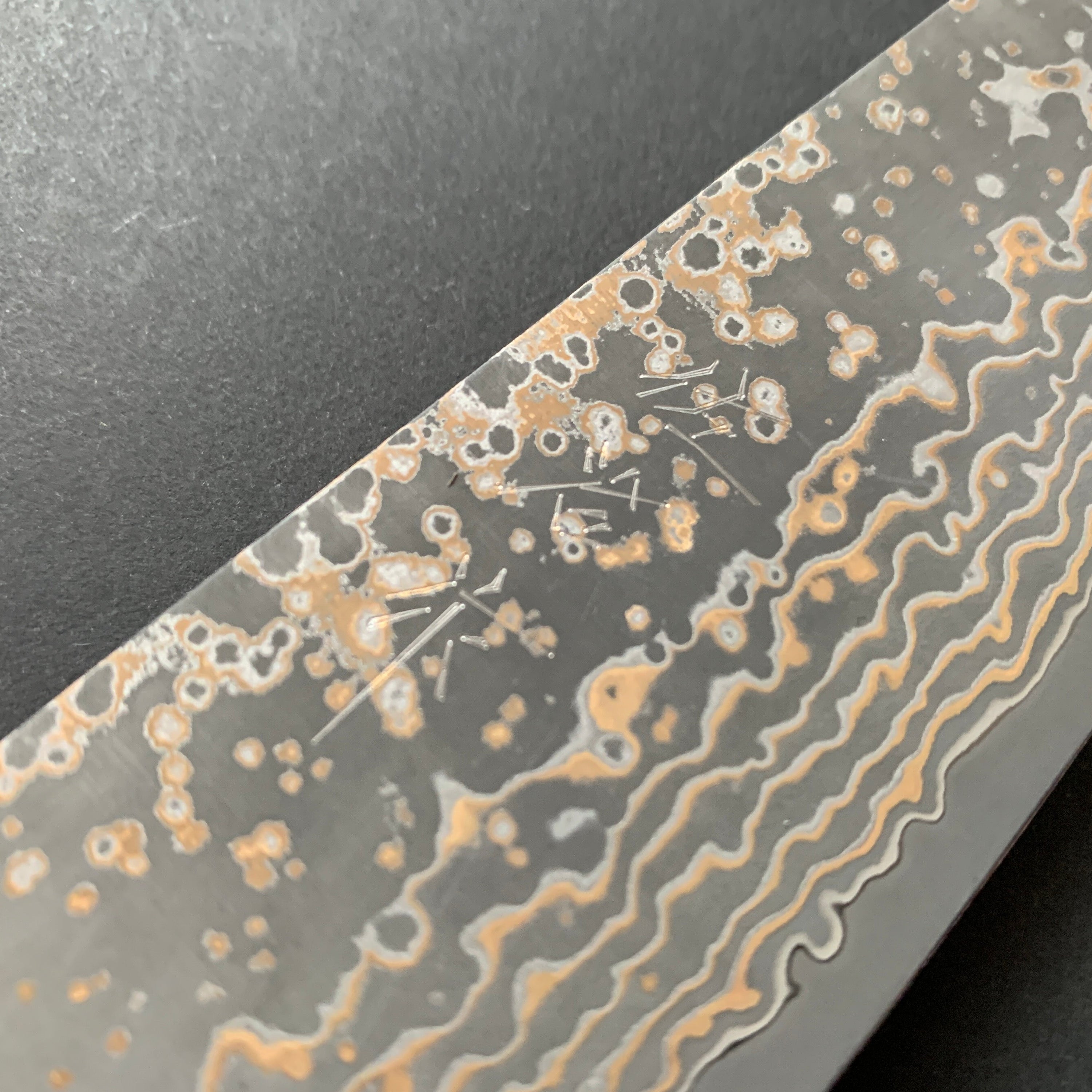 Gyuto knife, VG10 Stainless Steel, Coloured Damascus finish - Saji
