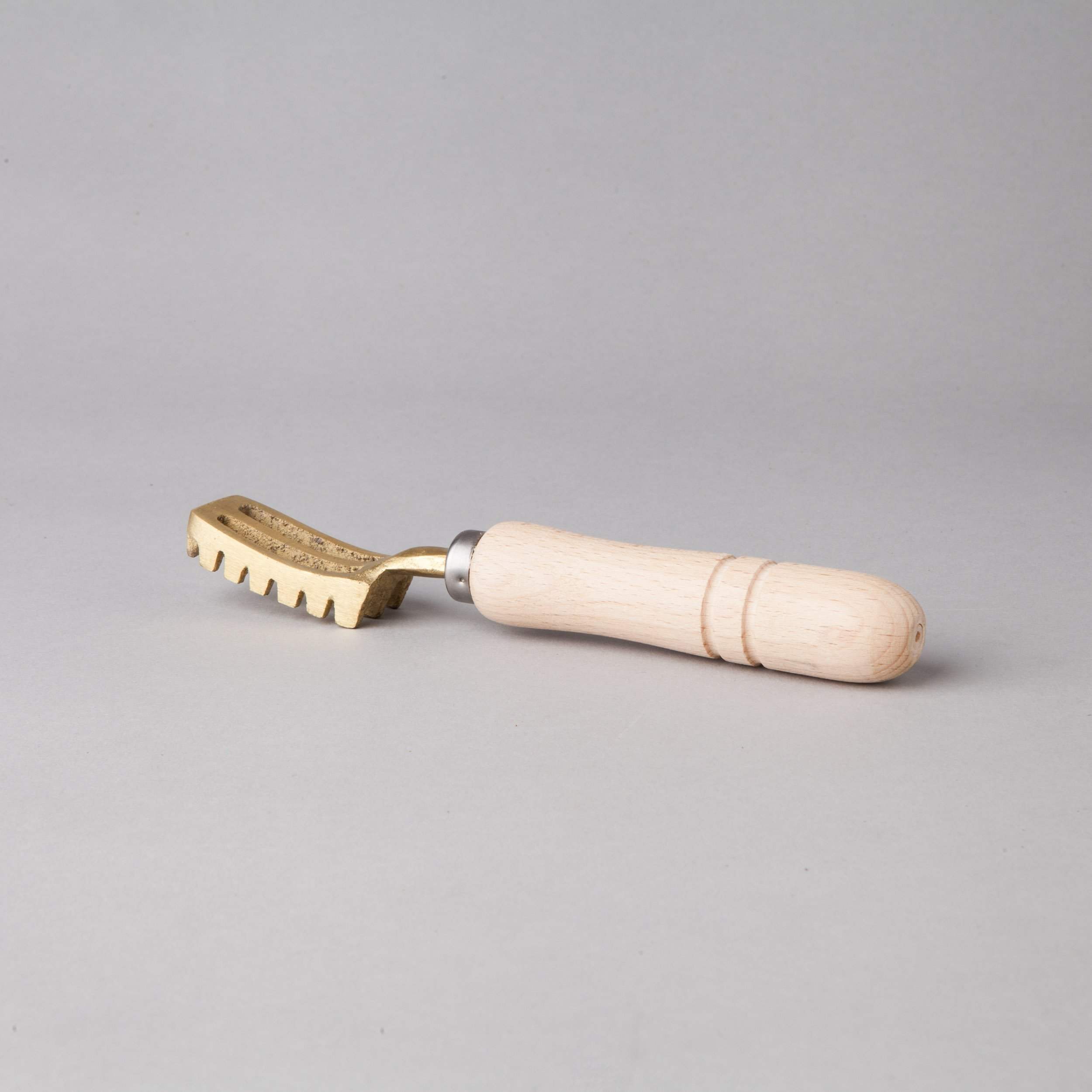 Fish scaler - urokotori - Kitchen Provisions