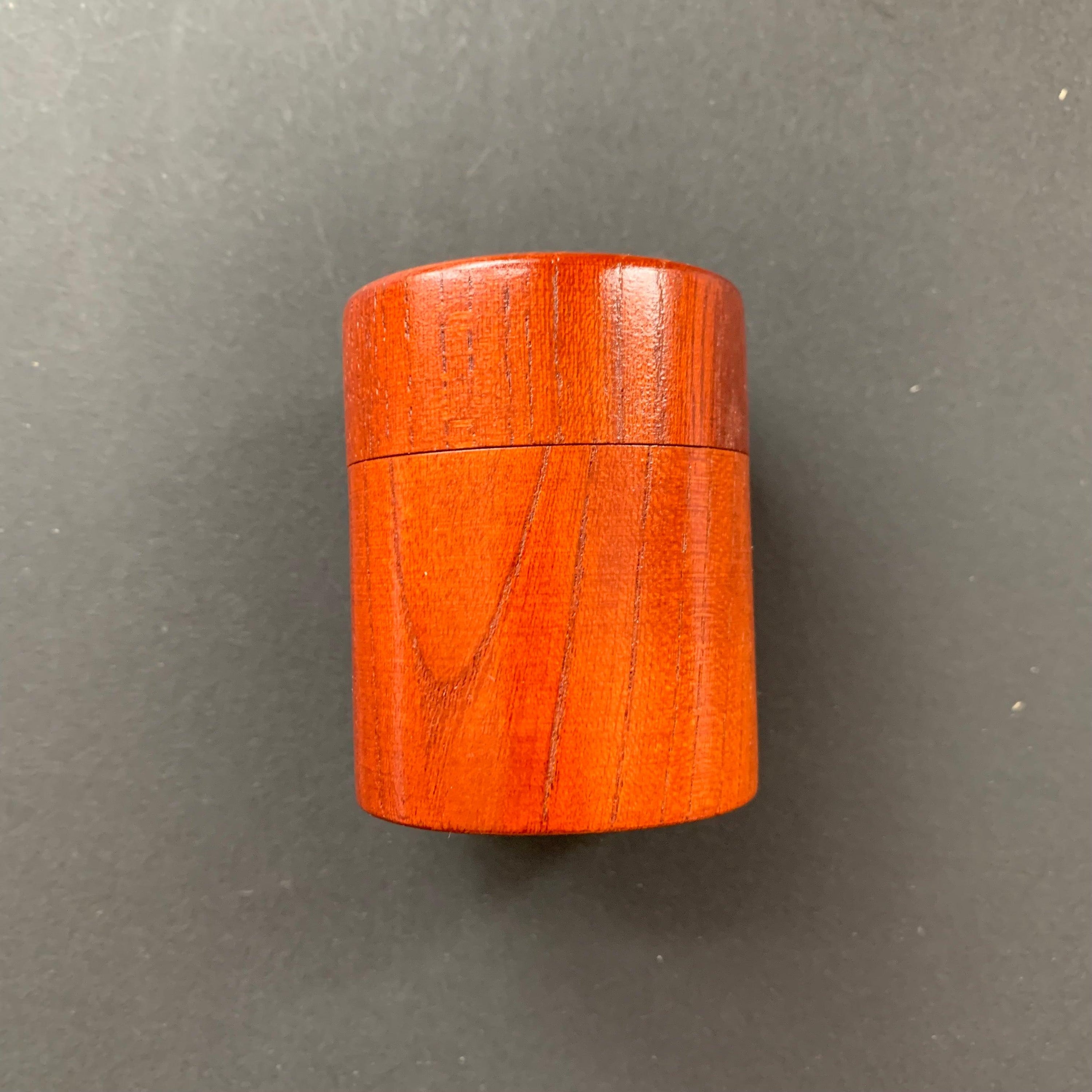 Japanese chilli shakers - Kitchen Provisions