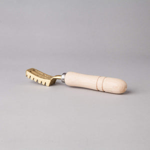Fish scaler - urokotori - Kitchen Provisions