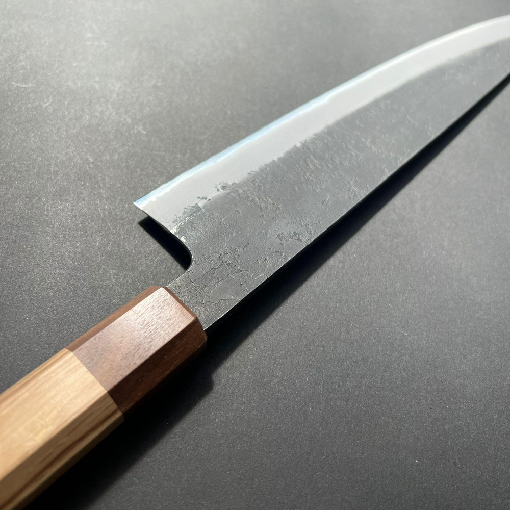 
            
                Load image into Gallery viewer, Gyuto knife, Shirogami 2 with stainless steel cladding, Kurouchi and Nashiji finish - Mutsumi Hinoura - Kitchen Provisions
            
        