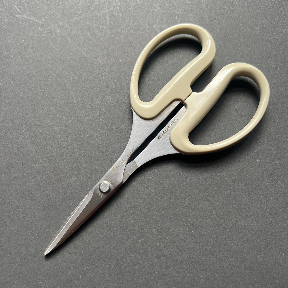
            
                Load image into Gallery viewer, Silky Kitchen Scissors
            
        