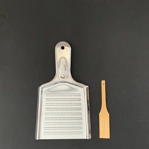 Oroshigane metal graters - Kitchen Provisions