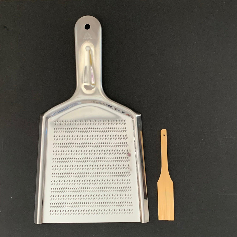 
            
                Load image into Gallery viewer, Oroshigane metal graters - Kitchen Provisions
            
        